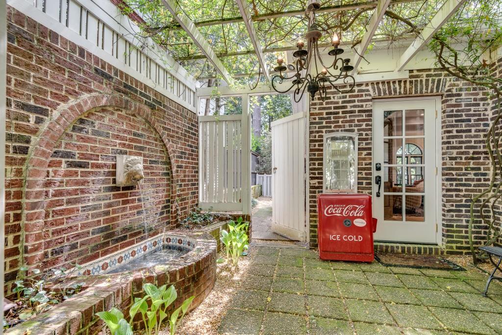 703 Cumberland Circle, Atlanta, Georgia image 49