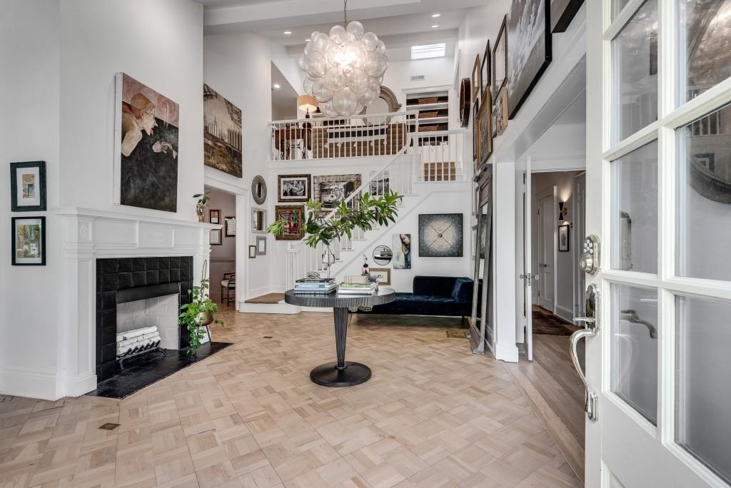 703 Cumberland Circle, Atlanta, Georgia image 3