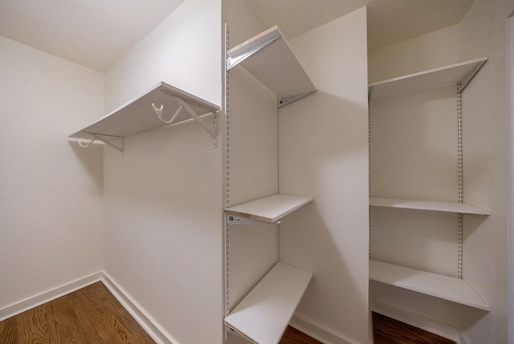 Barton Woods - Residential