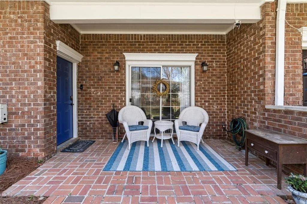 260 Manning Road SW 12