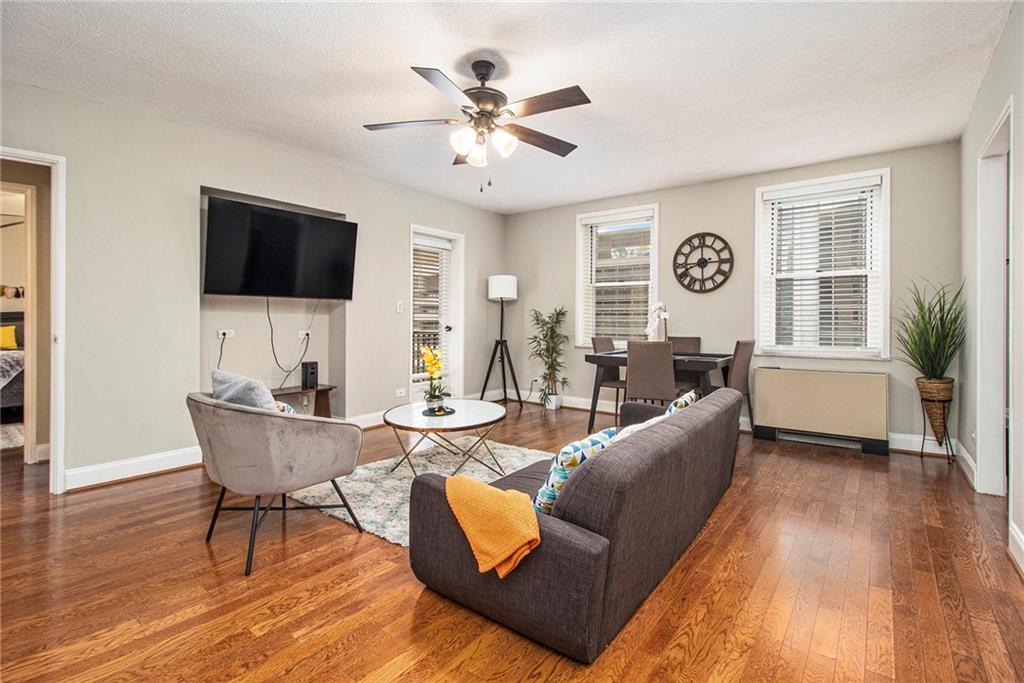 300 W Peachtree Street 21K