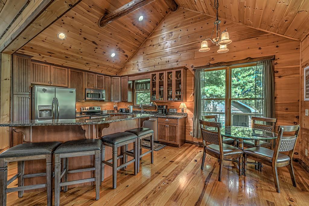 670 Magnolia Drive, Blue Ridge, Georgia image 11