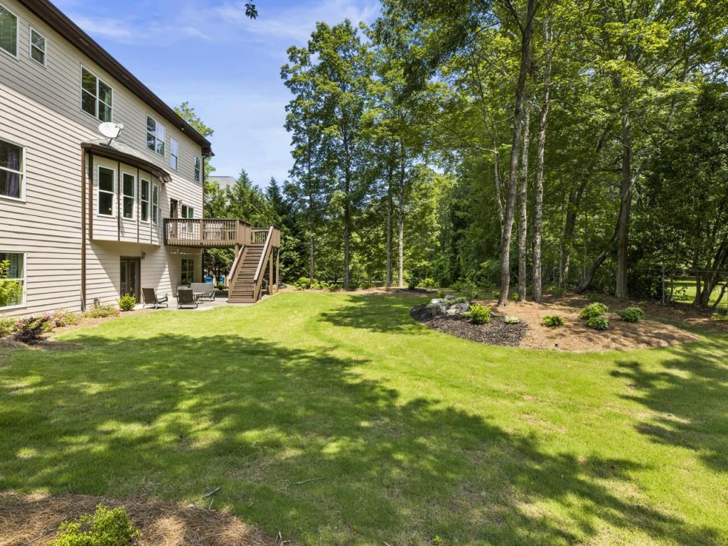 The Old Place At Crabapple - Residential