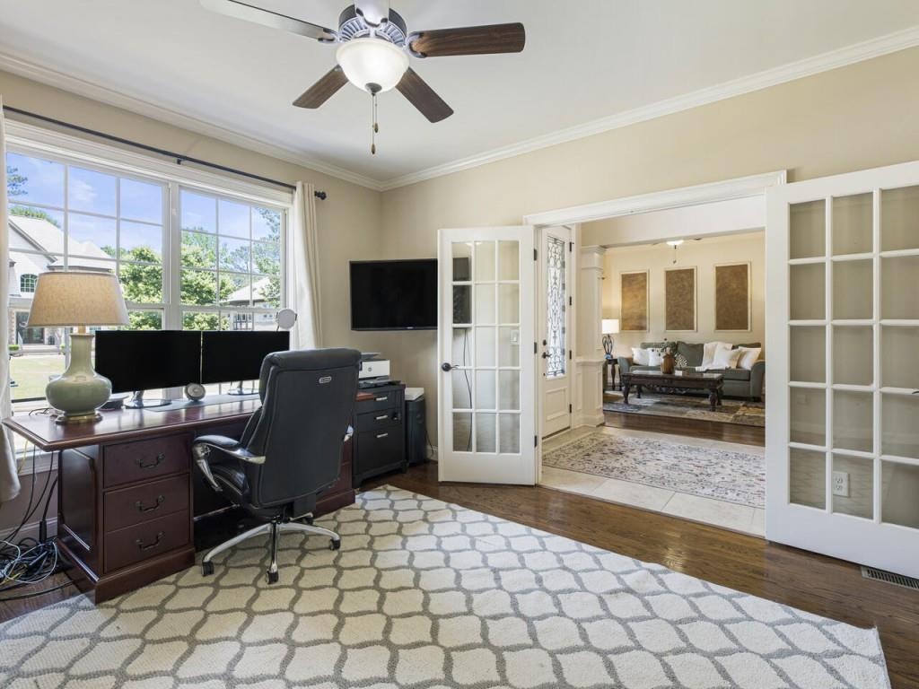 The Old Place At Crabapple - Residential