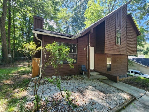 Homes For Sale - 783 Inland Way<br/> Lilburn, GA 30047