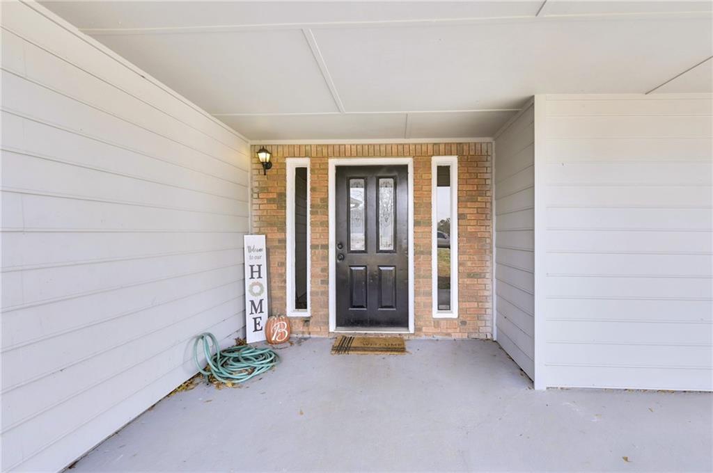 6057 Dorchester Drive, Rex, Georgia image 4