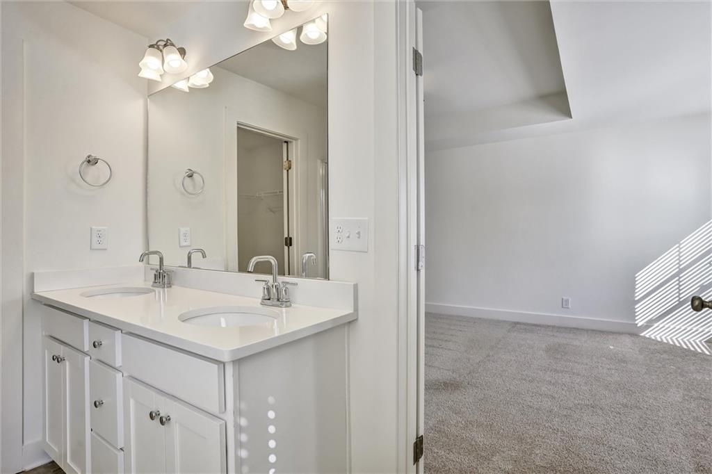 2240 Mulsanne Drive, Lithonia, Georgia image 27