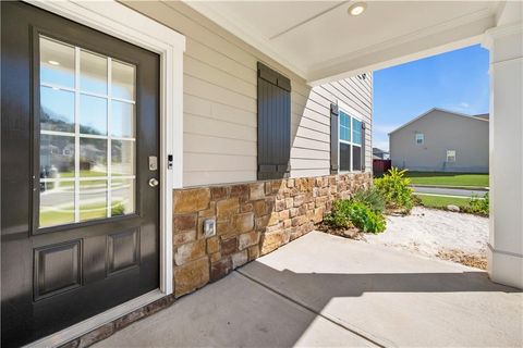 A home in Fairburn