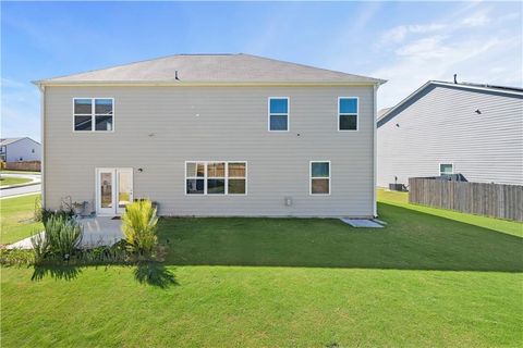 A home in Fairburn