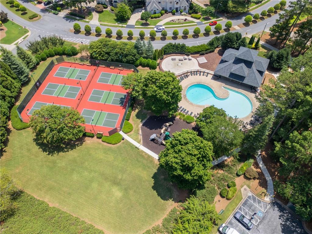 912 Feather Creek Lane