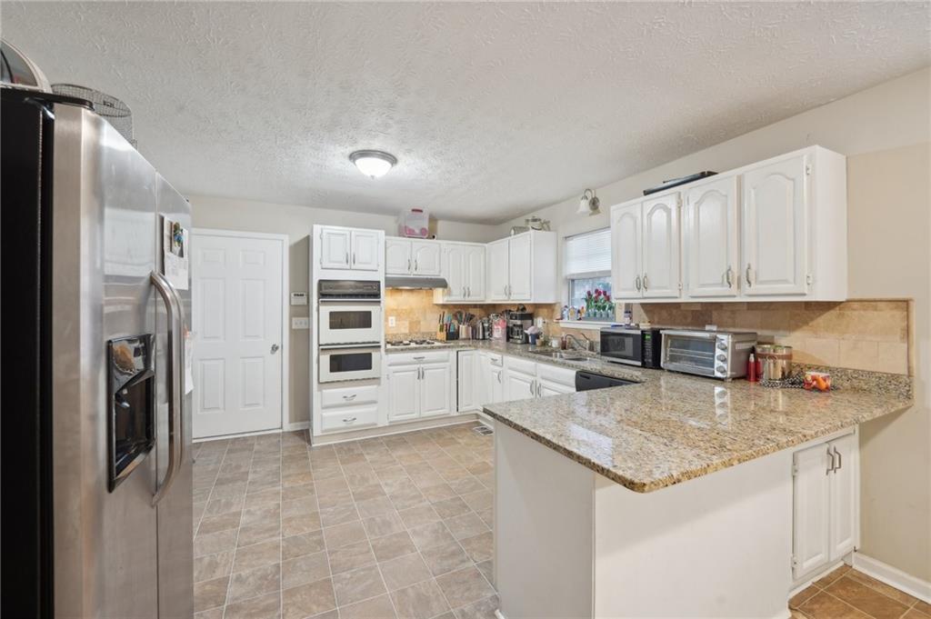 7463 Lerose Drive, Jonesboro, Georgia image 13