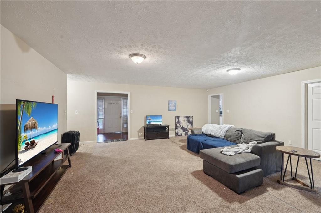 7463 Lerose Drive, Jonesboro, Georgia image 6