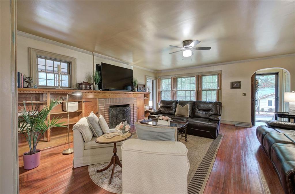 20 LINDBERG Drive NE