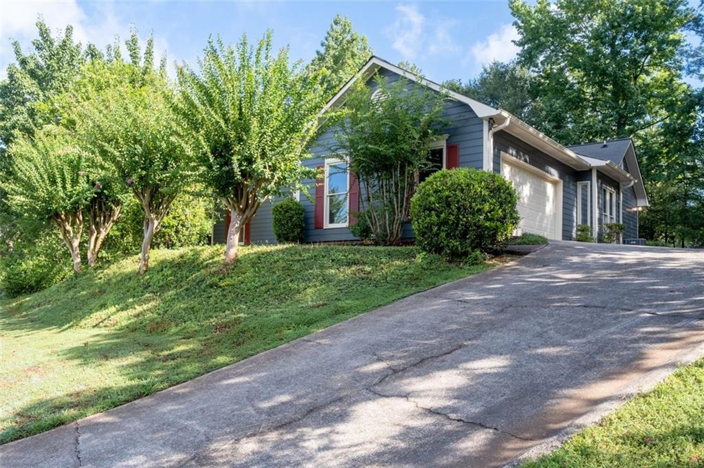 2035 Arbor Forest Drive SW