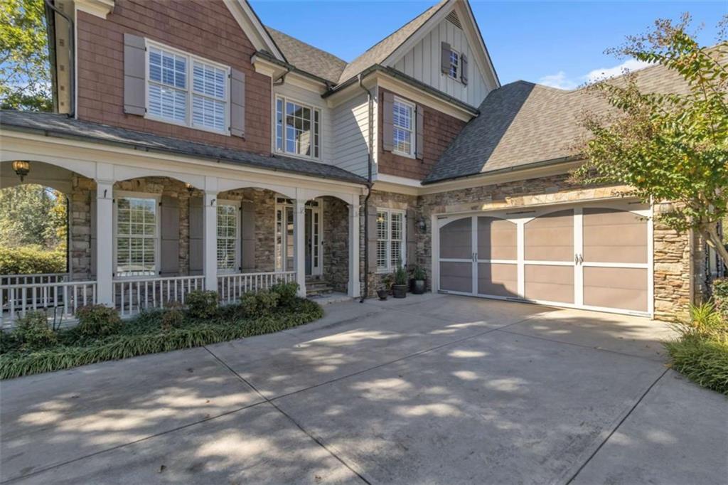 1611 Silvergrass Lane