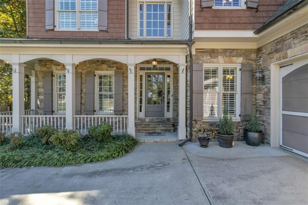 1611 Silvergrass Lane