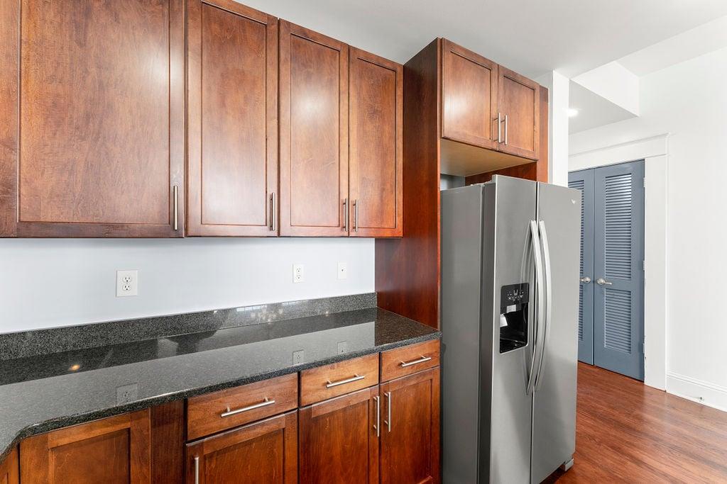 943 N Ormewood Park Drive SE 302