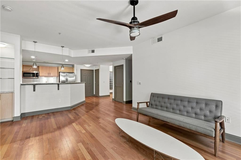 390 17th Street NW 2036