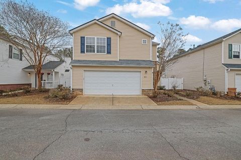 423 W Oaks Trail Woodstock GA 30188