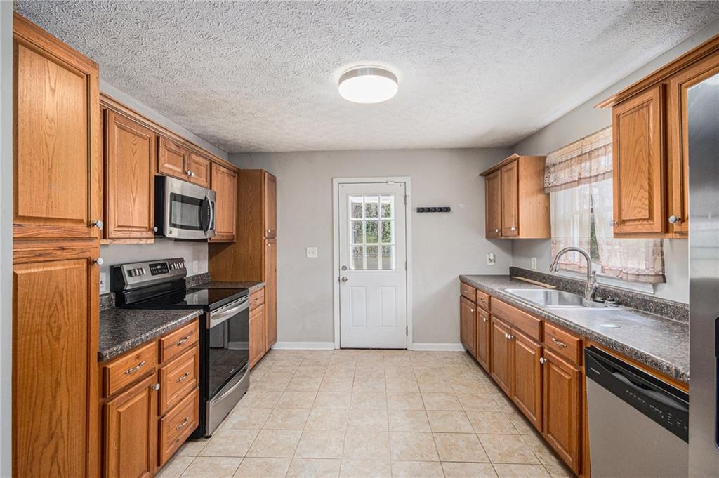 130 Poplar Road, Newnan, Georgia image 9