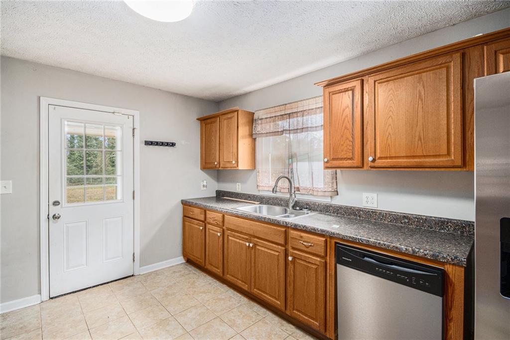 130 Poplar Road, Newnan, Georgia image 10