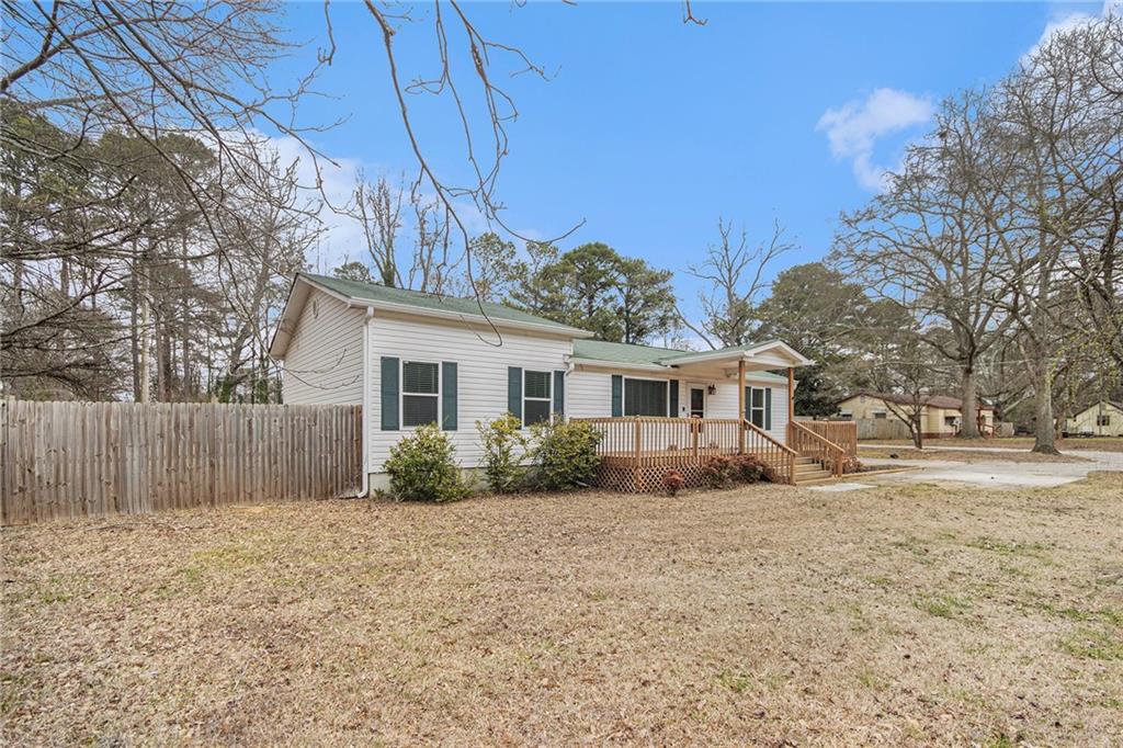 130 Poplar Road, Newnan, Georgia image 2