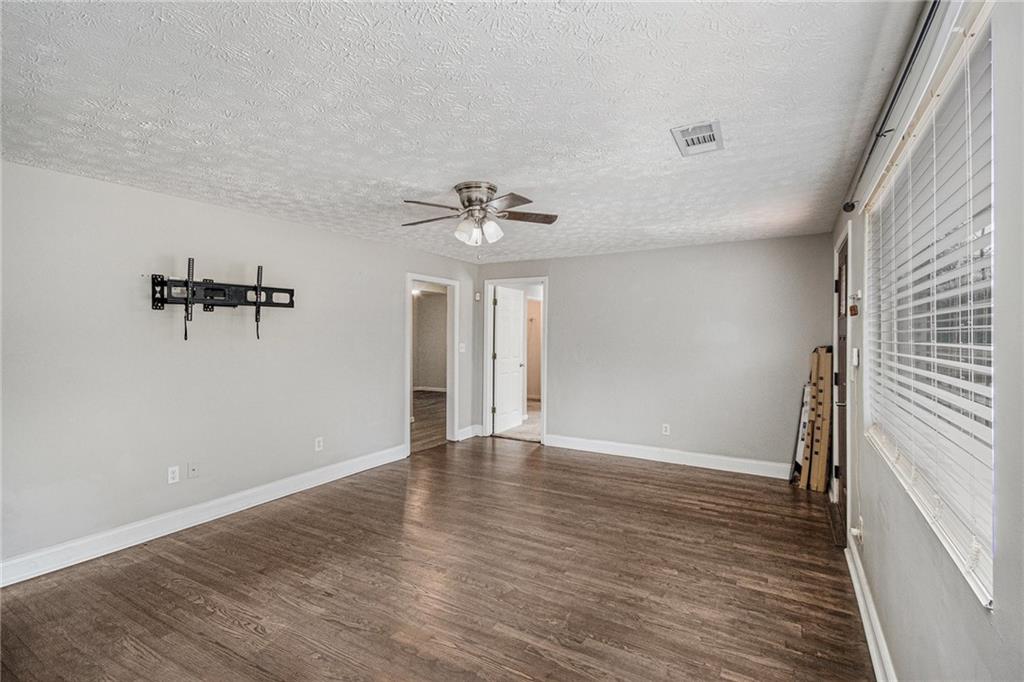 130 Poplar Road, Newnan, Georgia image 7
