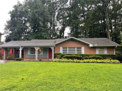 Photo of 1818 Briarlake Circle, Decatur, GA 30033 (MLS # 7645567)