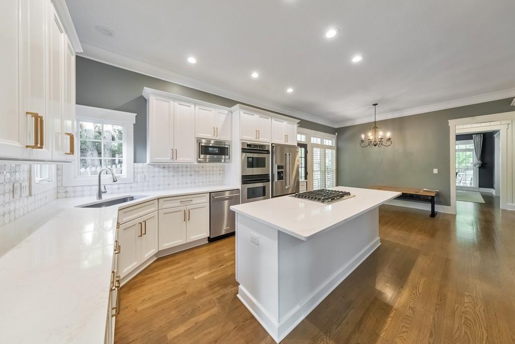 3901 Hazelhurst Drive