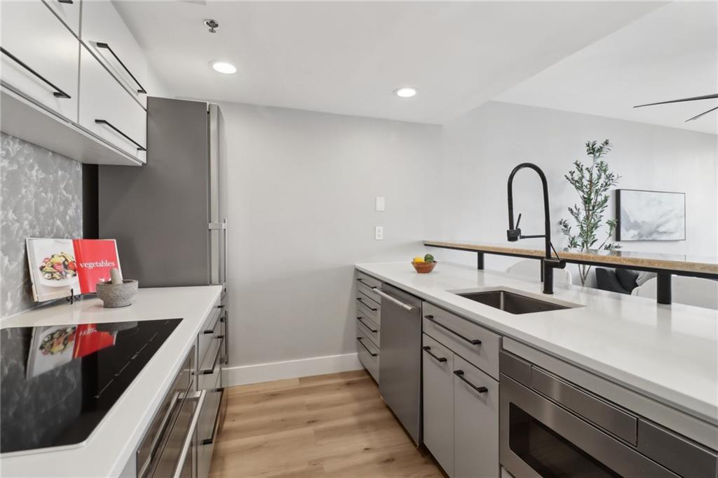 1280 W Peachtree Street NW 2205
