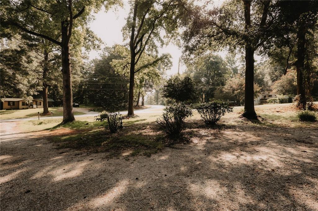 218 E East Bonacre Road