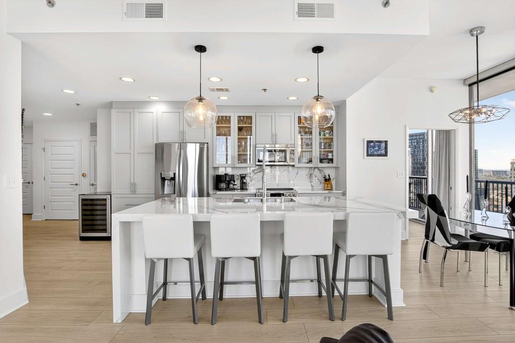 1080 Peachtree Street NE 2202