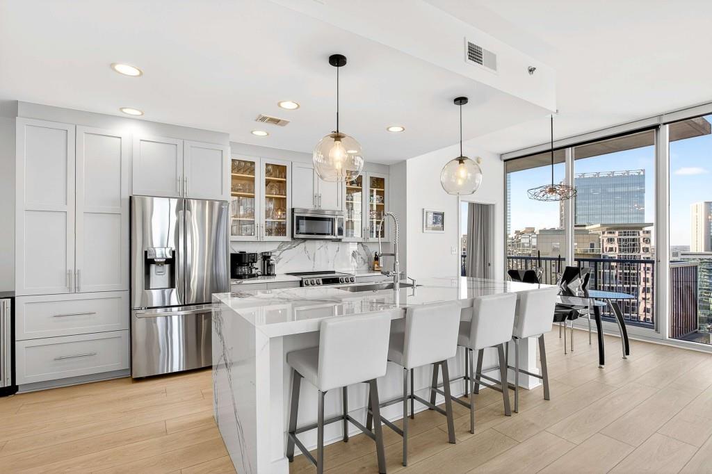 1080 Peachtree Street NE 2202