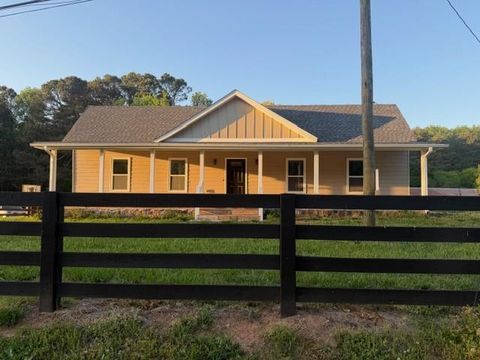 Homes For Sale - 257 Stancil Road<br/> Ball Ground, GA 30107