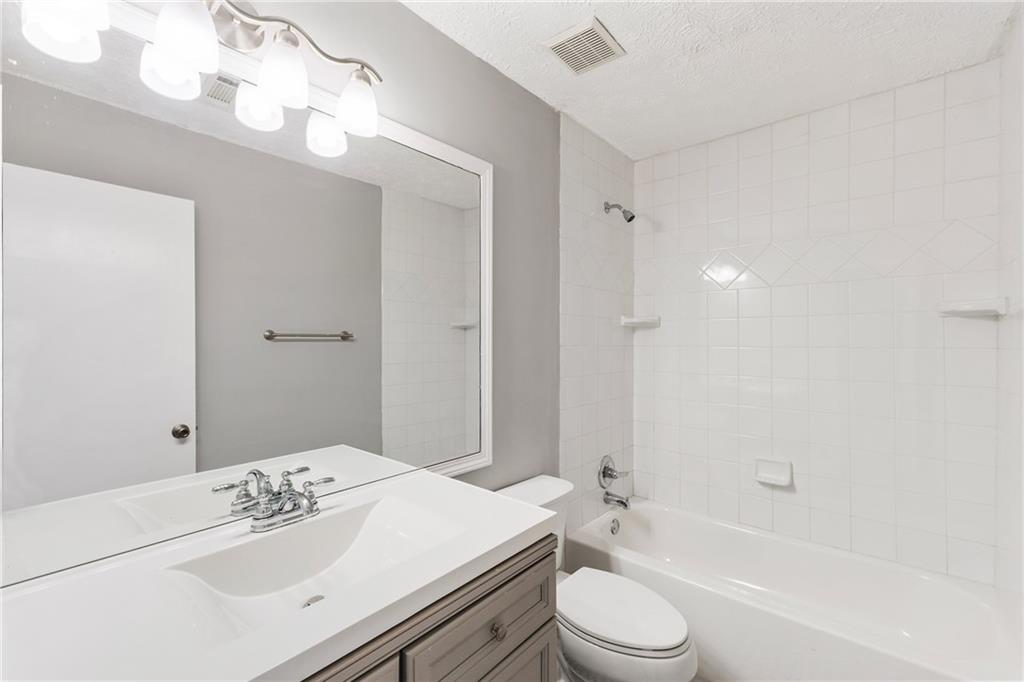 Woodland Hills - Residential