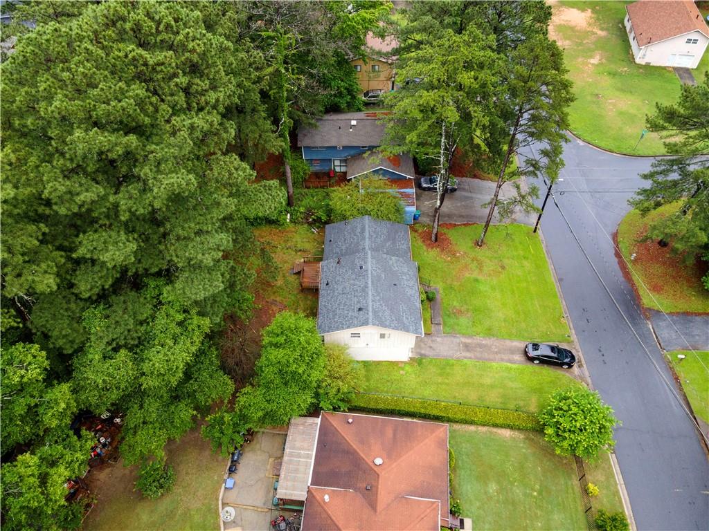 6535 Buckhurst Trail, Atlanta, Georgia image 23