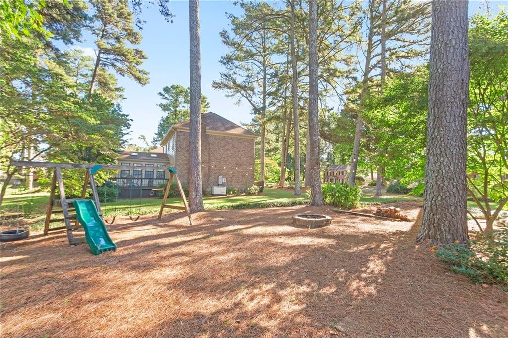 724 Lanford Springs Drive SW