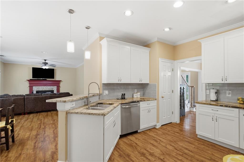 2314 Kennesaw Oaks Trail NW