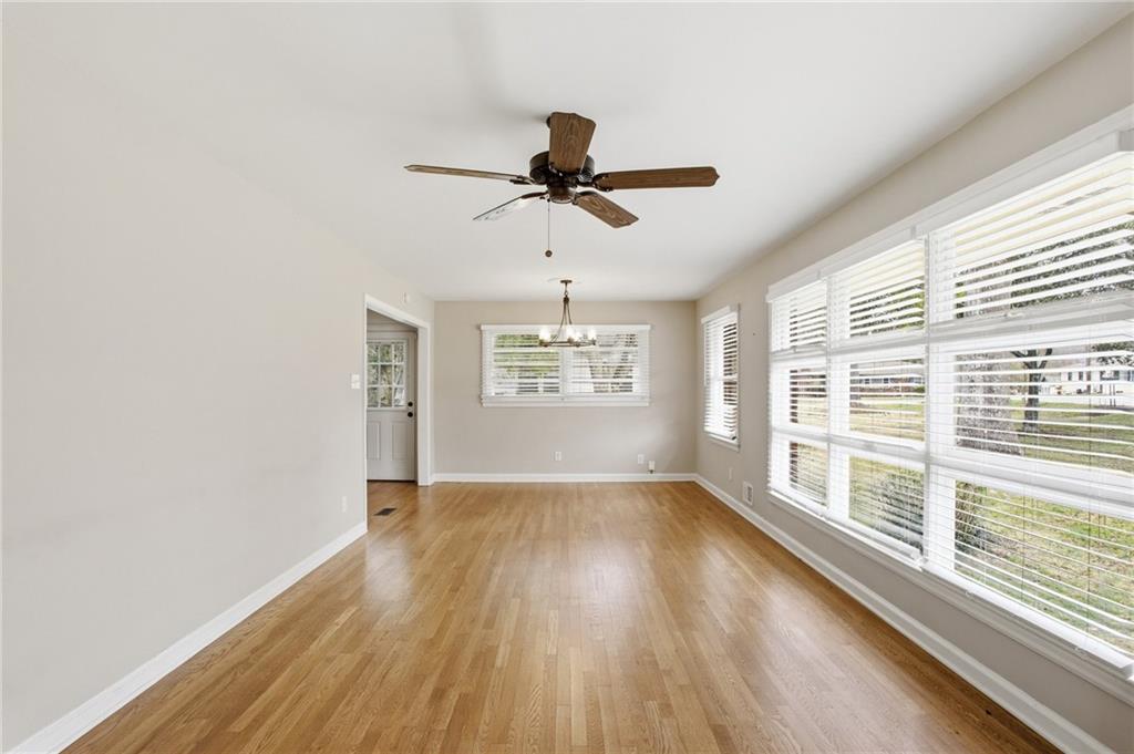 305 Brookwood Drive SW