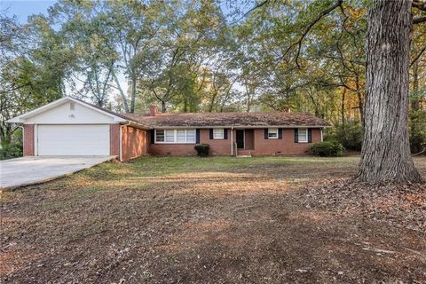 A home in Locust Grove