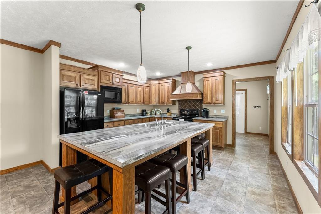 512 S Holly Springs Rd