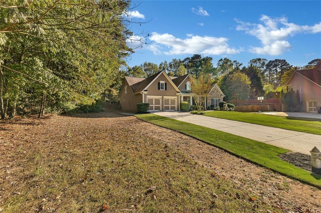 2403 BONSHAW Lane