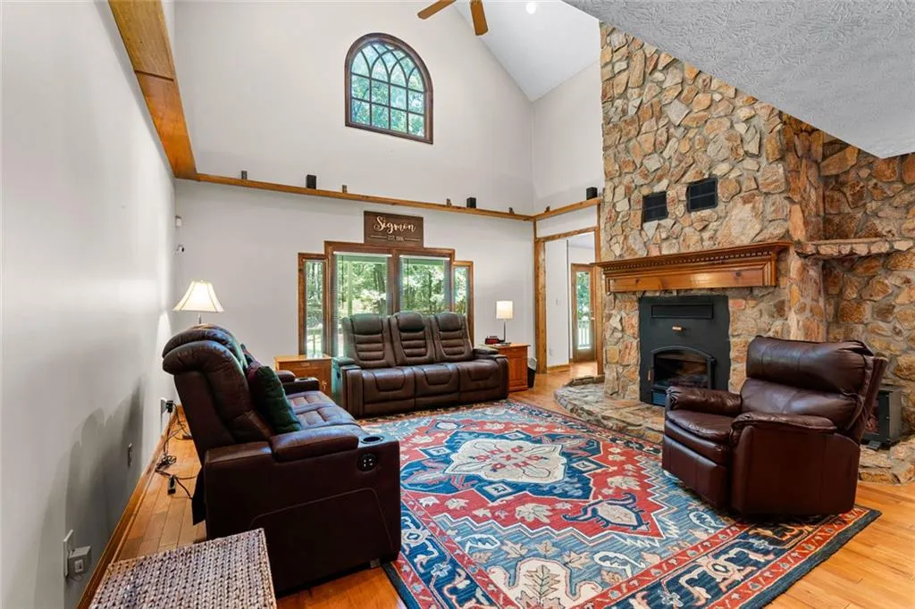 Locust Grove, Georgia 30248, United States, 3 Bedrooms Bedrooms, ,3 BathroomsBathrooms,Residential,Active,197007