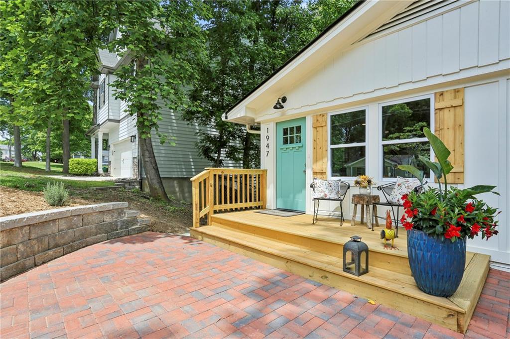 1947 Main Street NW