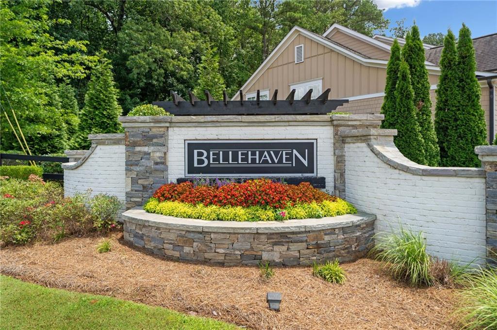 415 Bellehaven Lane