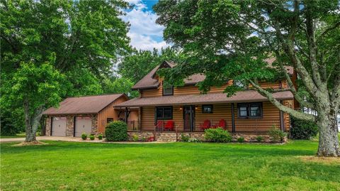 420 COUNTY ROAD 496 Centre AL 35960