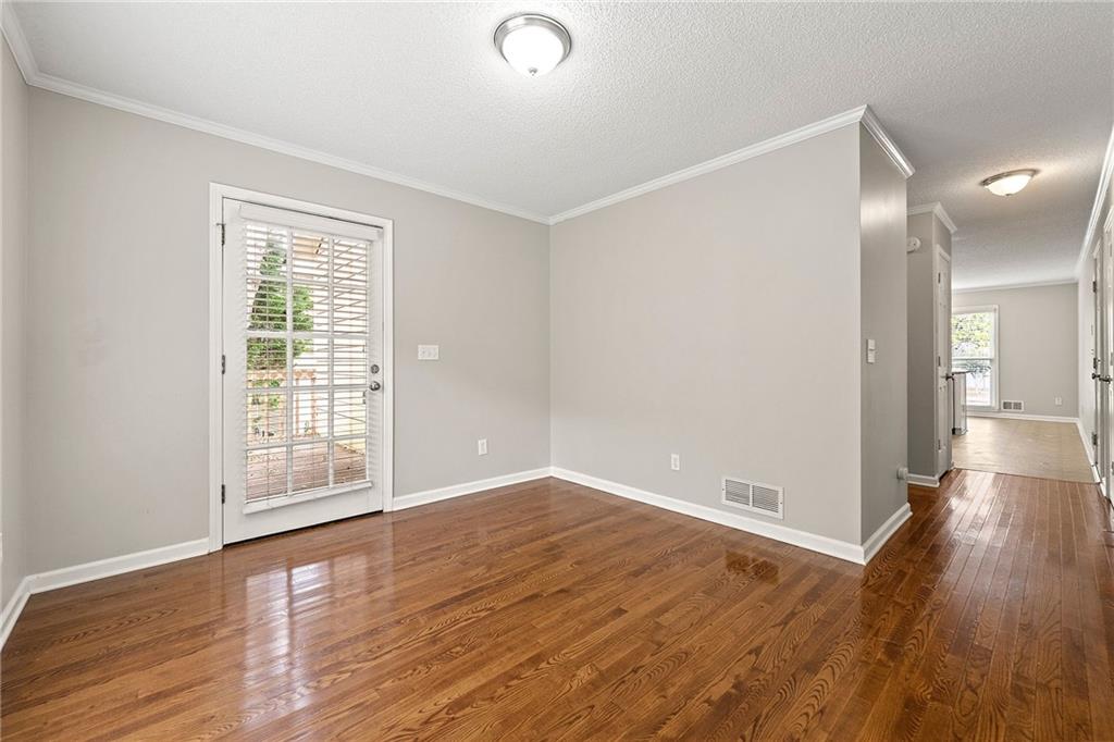 100 Whisperwood Lane NW