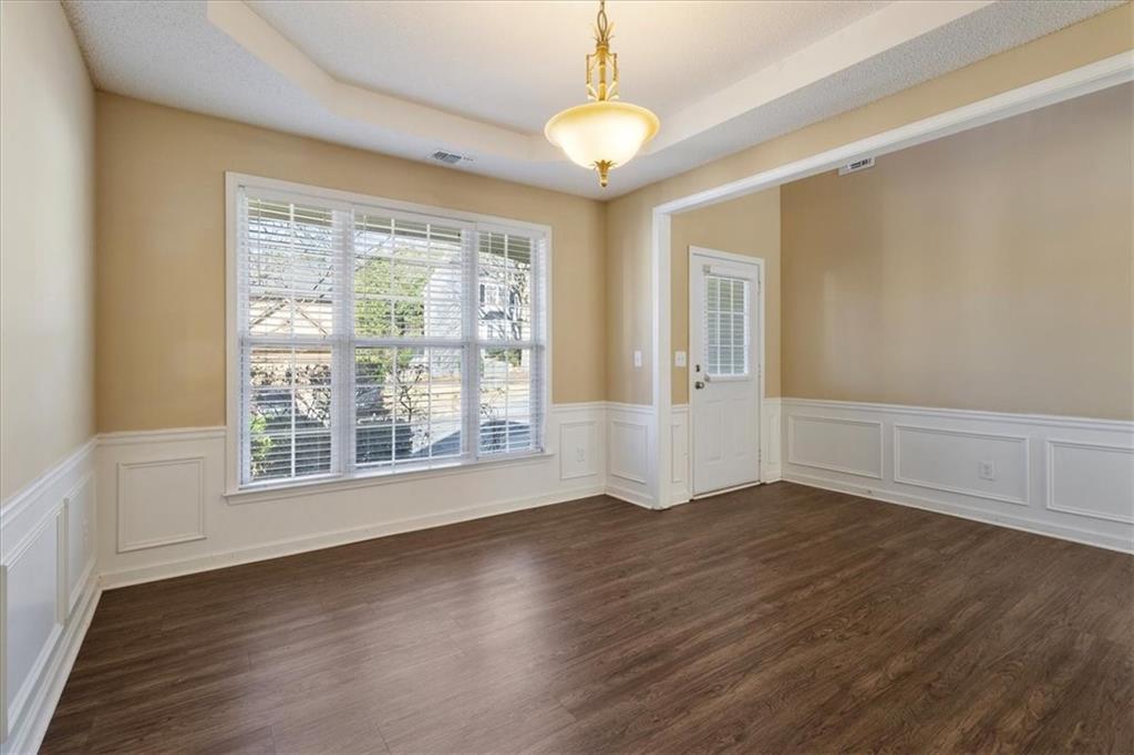 607 Wallnut Hall Trail