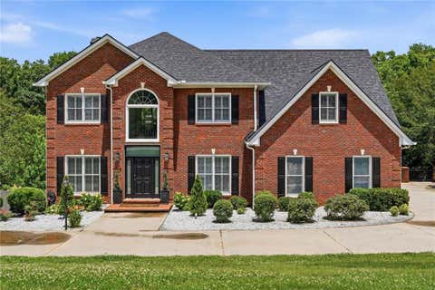Homes For Sale - 296 Cloudland Road Rd<br/> Dahlonega, GA 30533