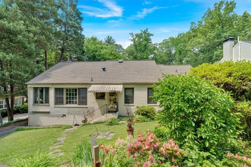 251 Beverly Road NE
